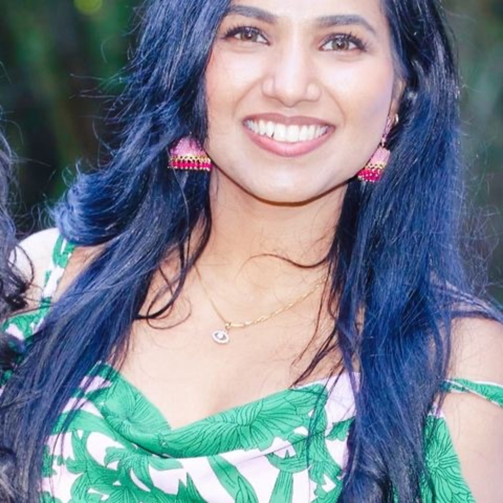 Meet your Posher, Kavya